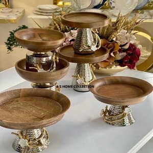 Plateau de service rectangulaire doré à trois compartiments, en métal poli, plat de luxe pour fêtes, vaisselle décorative pour service multiple - Product Image 5