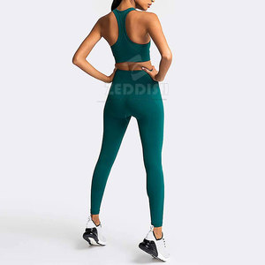 Conjunto de Yoga Ligero Hecho a Medida para Mujer, Conjunto de Yoga sin Mangas para Mujer, Conjunto de Yoga Más Vendido para Mujer - Product Image 3