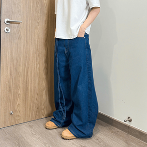 Jean baggy droit unisexe pour homme, personnalisable avec logo, style streetwear hip-hop, hiver, délavé, effet usé, en denim épais de coton biologique, avec cordon - Product Image 2