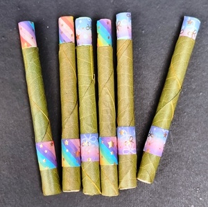 Rollos de hoja verde fresca de Cordia o palma, marca White Label, todos los tamaños, King, Queen, con puntas de vidrio, suministro a granel de fábrica - Product Image 5