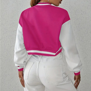 Chaqueta Varsity Corta Acolchada para Mujer, Bordado Personalizado en Crochet, Manga Larga, Cuero Vacuno, Transpirable y Ecológica - Product Image 2
