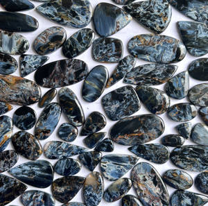 Lot de pierres précieuses Pietersite bleu naturel 100% pierres précieuses en vrac de haute qualité nouveau Stock à vendre ARHAN GEMS 100g quantité minimale de commande 5-10g - Product Image 1
