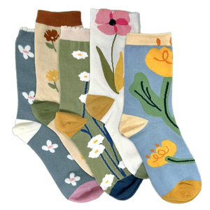 Bonitos calcetines de algodón con estampado de flores Jacquard, calcetines elegantes informales transpirables suaves para niñas y mujeres, venta al por mayor, ODM personalizado - Product Image 1