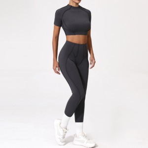 Conjunto Deportivo Casual para Mujer, de Yoga, Color Sólido, Secado Rápido, Transpirable, para Gimnasio y Running, Top de Manga Larga y Pantalones Cortos - Product Image 4