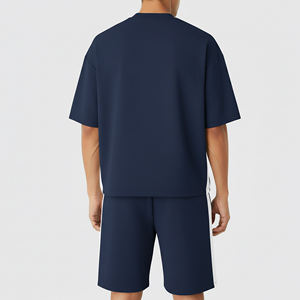 Conjunto Deportivo de Verano de 2 Piezas para Hombre, Transpirable, con Logotipo Personalizado, Camiseta de Manga Corta con Cuello Redondo de Poliéster/Algodón y Pantalones Cortos Deportivos - Product Image 3