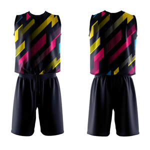 Tenues de volley-ball personnalisées à prix abordable, 100 % polyester, fabriquées par sublimation pour adultes, ensembles de haute qualité. - Product Image 5