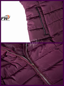 Chaqueta de Plumón Clásica de Estilo Casual con Capucha Desmontable y Decoración con Logotipo, Abrigo Acolchado Grueso y Cálido de Terciopelo para Mujer con Cierre de Cremallera - Product Image 4