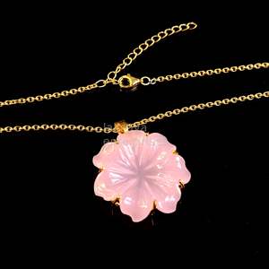 Pendentif Fleur en Calcédoine Rose AAA, Collier en Pierre Précieuse Sculptée, Pendentif Floral en Calcédoine pour la Fabrication de Bijoux Tendance par Grossiste - Product Image 5