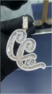 Colgante de letras artísticas Hip Hop con Moissanita VVS Iced Out, Plata de ley 925, con engaste/logotipo personalizado, Joyería de moda - Product Image 2