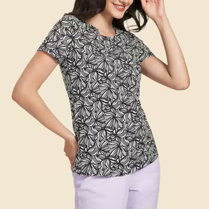 T-shirt de sport pour femme avec technologie de séchage rapide pour la gym, la course et l'athlétisme – T-shirt de sublimation pour femme - Product Image 2