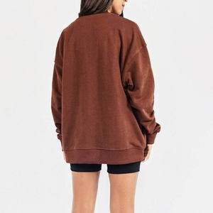Sweat-shirt à capuche pour femme, col rond, broderie sportswear, avec logo et couleurs personnalisés - Product Image 3