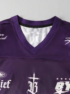 Maillot de football américain en sublimation, grammage lourd, motif graphique gothique 89 et panneau léopard, en maille texturée, col en V, style streetwear, personnalisable, vente en gros, OEM - Product Image 4