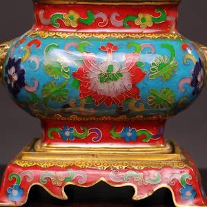 Brûleur d'encens Bakhoor Cultural Essence pour bois d'Oud, offrant un arôme authentique et un caractère intemporel pour l'intérieur - Product Image 6