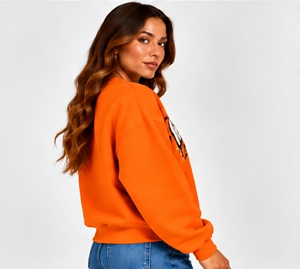 Sweat-shirt à col rond surdimensionné pour femme Index Apparel, manches longues, imprimé orange coulant, 100% coton, vêtements d'automne - Product Image 3