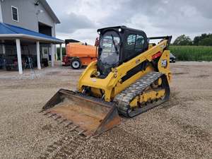 รถตักตีนตะขาบแคตเตอร์พิลลาร์ รุ่น 299d3 พร้อมอุปกรณ์ตัดหญ้าไฮดรอลิกแบบไหลแรงสูง สำหรับงานเคลียร์พื้นที่และบดไม้ - Product Image 6