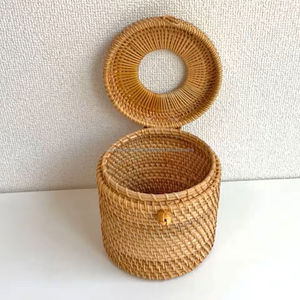 กล่องใส่กระดาษทิชชูหวายสานมือ งานแฮนด์เมดจากวัสดุธรรมชาติ สำหรับใช้ในห้องน้ำ โรงแรม สปา สำนักงาน หรือบนโต๊ะ - Product Image 5