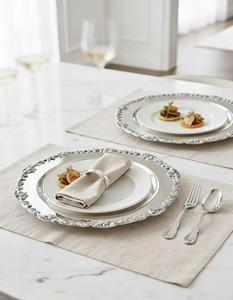 Assiette de service élégante en métal argenté pour la décoration de table, plateau de service haut de gamme pour mariages et événements, vaisselle - Product Image 6