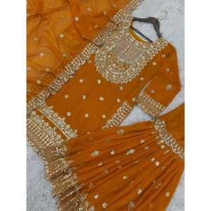 Vêtements de soirée pour femmes de créateur haut bas et magnifique ensemble Dupatta - Product Image 5