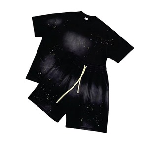 Ensemble court personnalisé pour homme avec impression sérigraphique, coupe oversize vintage, style boxy, en coton délavé soleil, idéal pour l'été - Product Image 3