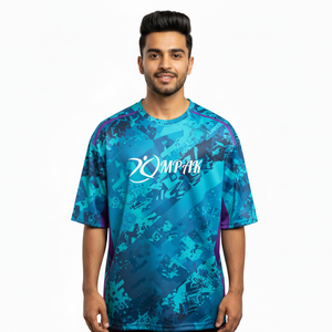 เสื้อยืดโอเวอร์ไซส์ผู้ชาย สไตล์สตรีทแวร์ พิมพ์ลายแบบซับลิเมชั่น ทรงหลวม ใส่สบาย ทันสมัย - Product Image 1