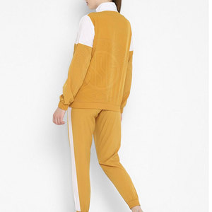 Conjunto Deportivo Moderno Informal para Mujer, Ropa Deportiva Combinada para Gimnasio y Actividades al Aire Libre - Product Image 4