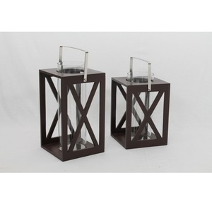 Farol de Jardín Rústico de Madera con Tapa Metálica, Portavelas Decorativo para Interiores y Exteriores, Farol Colgante de Madera para Decoración de Bodas - Product Image 6