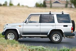 LandCruisers Prado EX 4WD SUV 1992, conduite à gauche, diesel, transmission manuelle, marché japonais, voiture d'occasion, qualité d'exportation, fiable - Product Image 6