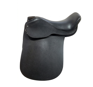Silla de Montar de Cuero Negro Premium para Doma Clásica, Equipo de Equitación Cómodo y Duradero, Accesorios para Caballos para Entrenamiento y Exhibición - Product Image 1