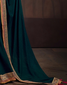 Sari Tradicional de Mezcla de Seda con Bordado - Product Image 2