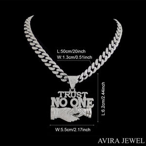 Pendentif Diamant Moissanite Grande Étoile en Argent 925 Plaqué Or, Bijou Hip Hop Unisexe Sertie de Pierres avec Certificat GRA Inclus - Product Image 2