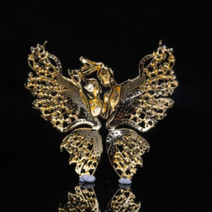 Colgante de Plata de Ley con Baño de Rodio, Diseño de Mariposa y Ángel con Diamantes de Corte Redondo, Estilo Hip Hop, Lujoso, para Compromiso o Boda - Product Image 2