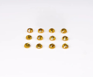 Nuevo Producto OM GEMS, Diamante Suelto Cultivado en Laboratorio, Corte Pera de 7.0x4.5 mm, Color Amarillo Fantasía, Perforado con Láser, Modelo OM9235, Tercera Marca - Product Image 6