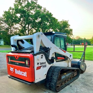 Achetez le chargeur Bobcat T770 avec broyeur forestier, engin de terrassement, moteur, pompe haute performance et boîte de vitesses - Product Image 1