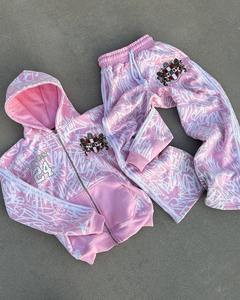 Ensemble de survêtement streetwear personnalisé grande taille avec shorts et sweat à capuche zippé en molleton 100% coton à clous - Product Image 5