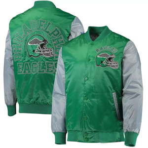 เสื้อแจ็คเก็ตวาร์ซิตี้สีเขียวแบบกำหนดเองสำหรับผู้ชาย แขนเสื้อสีเทา พร้อมแผ่นปะรูปหมวกนิรภัย เสื้อแจ็คเก็ตบอมเบอร์ขายส่ง ชุดยูนิฟอร์มเบสบอลแบบ Letterman - Product Image 1