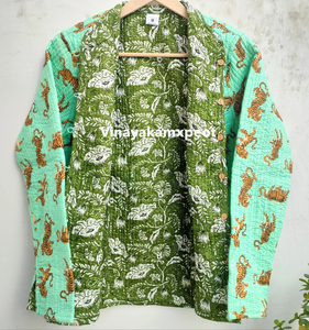 Veste en coton Kantha réversible matelassée à imprimé léopard, douce, respirante, cousue à la main, traditionnelle, pour femmes, écologique - Product Image 2