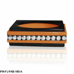 Bracelet jonc géométrique hexagonal Art Déco bicolore en résine avec accents de citrine, bijou audacieux et massif pour femme - Product Image 5