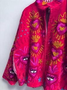 เสื้อแจ็คเก็ตกำมะหยี่สีชมพูปักลายซูซานี พร้อมลายหัวใจและลายดอกไม้ แขนยาว คอตั้ง สไตล์โบฮีเมียน เสื้อคลุมฤดูหนาว - Product Image 5