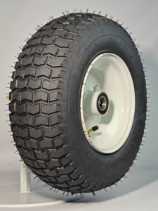 Roue pneumatique extra large Caldwell fabriquée en Thaïlande 16" 6.50-8 pour pelouse - pour brouette, pulvérisateur, chariot et wagon - Product Image 2