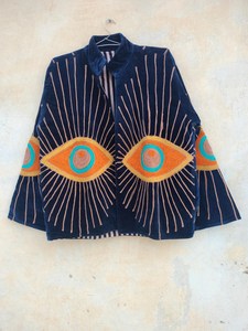 Veste en velours pour femme, faite main, motif œil protecteur, brodée, style bohème, audacieuse et artistique, streetwear, pour festival - Product Image 3