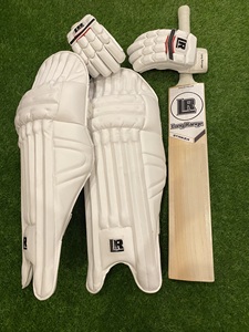 Ediciones internacionales para jugadores: Kit completo con almohadillas de bateo altamente protegidas, guantes y bate de críquet de madera de sauce inglés. - Product Image 2