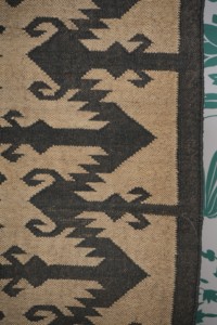 Tapis de sol Kilim tissé à la main, motif géométrique aztèque monochrome noir ivoire, en laine, pour couloir, chevet ou comme tapis d'appoint - Product Image 4