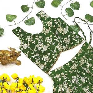 La mejor tela para festivales, Dola tradicional india teñible a mano con blusa Lehenga bordada, proveedor mundial. - Product Image 6