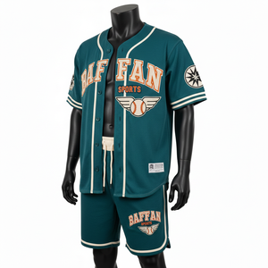 Conjunto de pantalones cortos de béisbol para hombre, tela de malla de poliéster de alta calidad, construcción con paneles deportivos y logotipo bordado. - Product Image 4