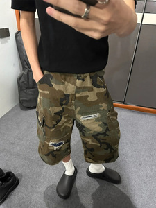 Nouveau <span class=keywords><strong>short</strong></span> cargo <span class=keywords><strong>homme</strong></span> été 2026 – Qualité supérieure, coupe ample, multi-poches, style rétro décontracté, en <span class=keywords><strong>jean</strong></span> délavé coupe droite - Product Image 3
