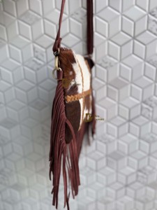 High Quality Stylish Hair Hide Fringe Cowhide Leather Sling Bag Patches Handbag Cross Body Women's Uses Handmade Handbag - Product Image 2