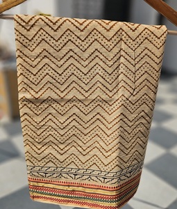 Sarong Pareo en coton imprimé à la main avec jari, jaune moutarde, motif chevron, pour la plage, style bohème, cache-maillot de bain, léger, idéal pour l'été - Product Image 5