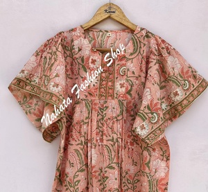 Nouveauté Mini robe maxi en coton indien imprimée de fleurs pour femmes, robe d'été à encolure hanley pour femmes - Product Image 3