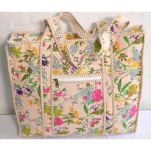Bolso Tote Acolchado de Algodón Indio con Estampado Floral, Bolso de Hombro Boho para Mujer, Bolso de Compras Hecho a Mano - Product Image 6