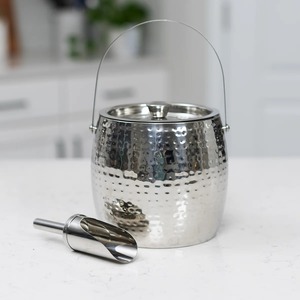 Cubo de Hielo Clásico de Metal Pulido Texturizado para Bar en Casa, Cubo de Hielo Premium Plateado Martillado para Fiestas con Cuchara Dispensadora - Product Image 2